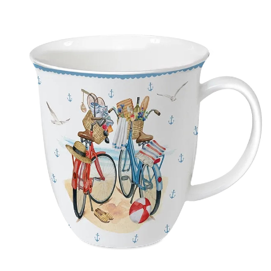 big mug, off to the beach (sea)