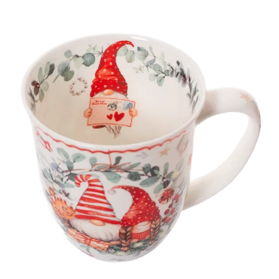 big mug, gnome wreath