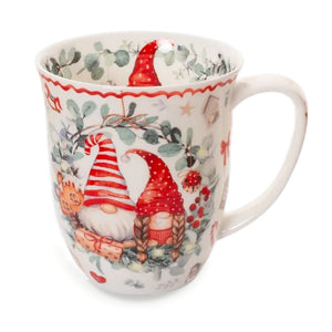big mug, gnome wreath